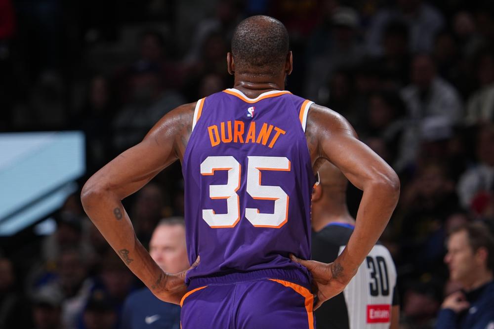 但在俱乐部 但在俱乐部