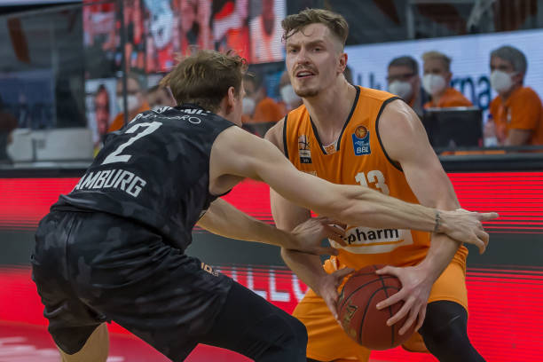 纽卡斯尔主 纽卡斯尔主